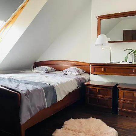 Apartament *